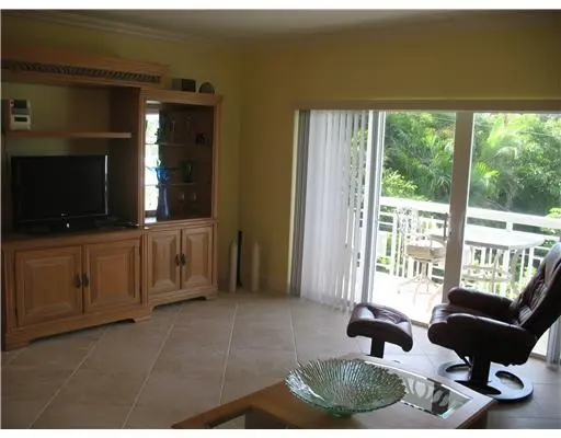 Additional Photo at 250 Bradley Place 303, Palm Beach