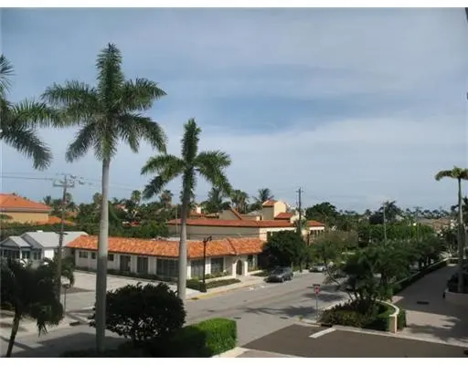 Additional Photo at 250 Bradley Place 303, Palm Beach
