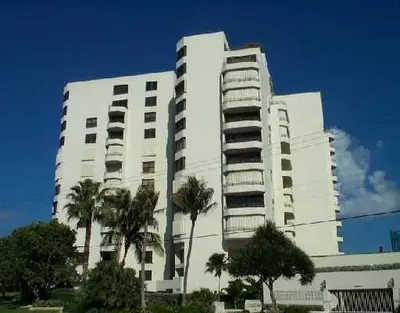 3407 S OCEAN 9D, Highland Beach – sold