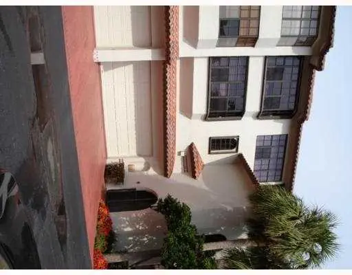 Additional Photo at 4501 N Ocean Boulevard T.H. 3, Boca Raton