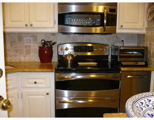 Additional Photo at 250 Bradley Place 604, Palm Beach