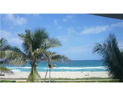 100 Royal Palm A3, Palm Beach – sold