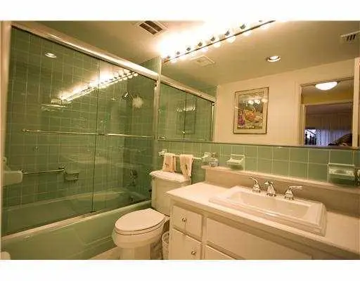Additional Photo at 250 Bradley Place 406, Palm Beach