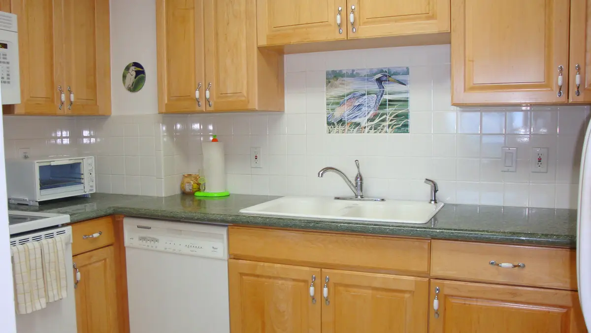 Granite Countertops! at 3407 S Ocean Boulevard Apt 2b, Boca Raton