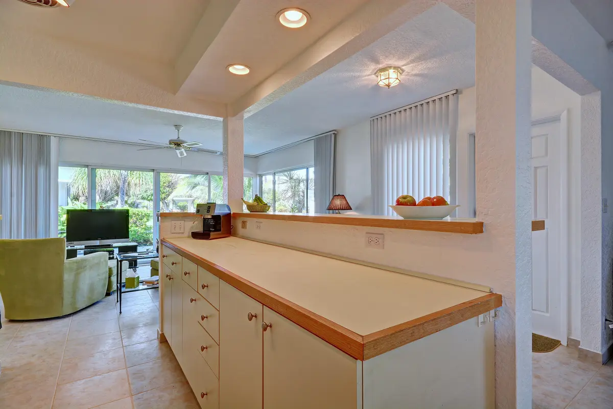kitchen counter at 1212 Hillsboro Mile Apt 17, Hillsboro Beach
