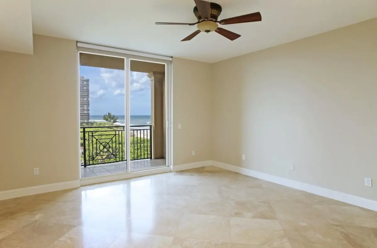 MSTR BR at 3800 N Ocean Drive 751, Singer Island