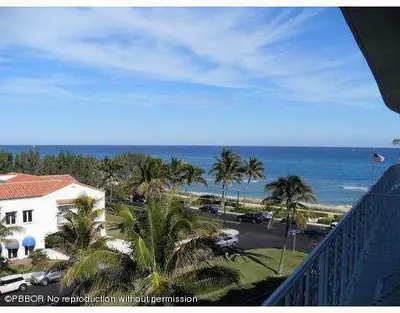 100 Royal Palm Way D5, Palm Beach – sold