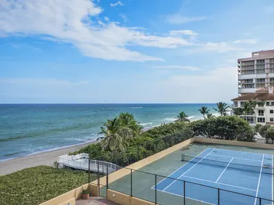 3407 S Ocean Boulevard 5c, Highland Beach – sold