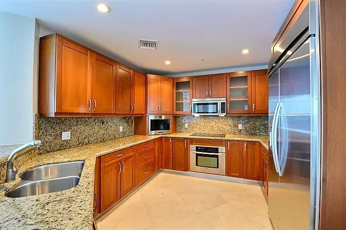 kitchen_700 - Copy at 516 Hendricks Isle 5b, Fort Lauderdale