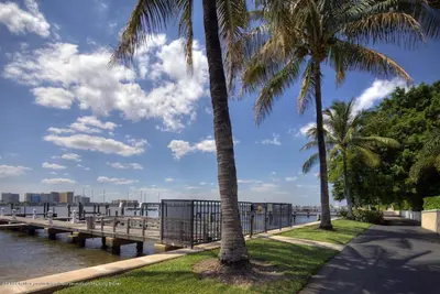 250 Bradley Place 203, Palm Beach – sold