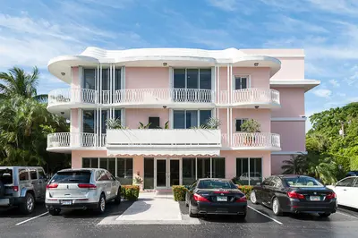 429 Australian Avenue 9, Palm Beach – sold