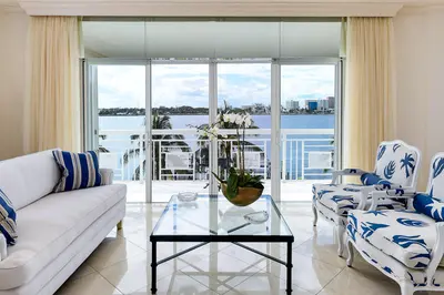 250 Bradley Place 508, Palm Beach – sold