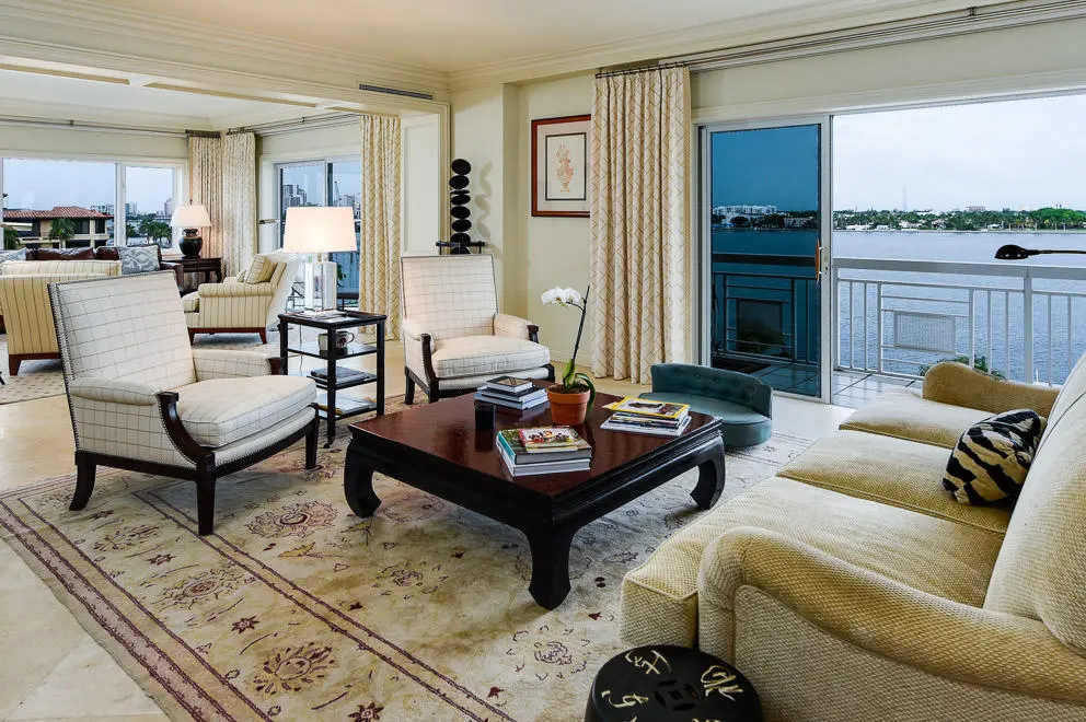 Living Room MLS at 250 Bradley Place 708, Palm Beach
