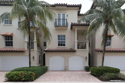 26 Marina Gardens Drive, Palm Beach Gardens – sold