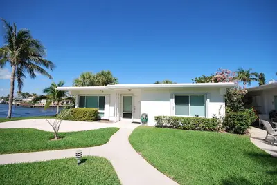 1212 Hillsboro Mile 26, Hillsboro Beach – sold