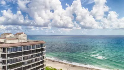 800 Ocean Drive 305, Juno Beach – sold