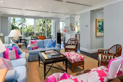 100 Royal Palm Way E2, Palm Beach – sold