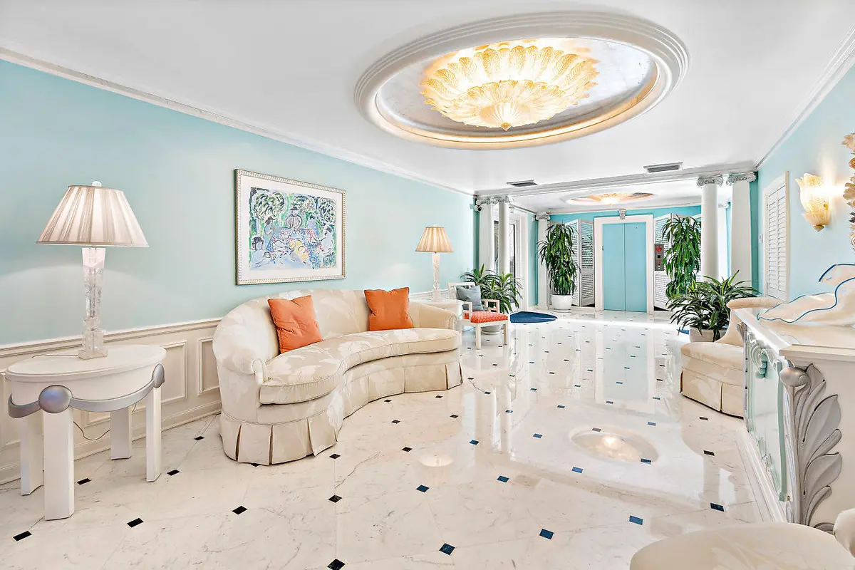 035-100RoyalPalmWay-PalmBeach-FL-small at 100 Royal Palm Way F2, Palm Beach