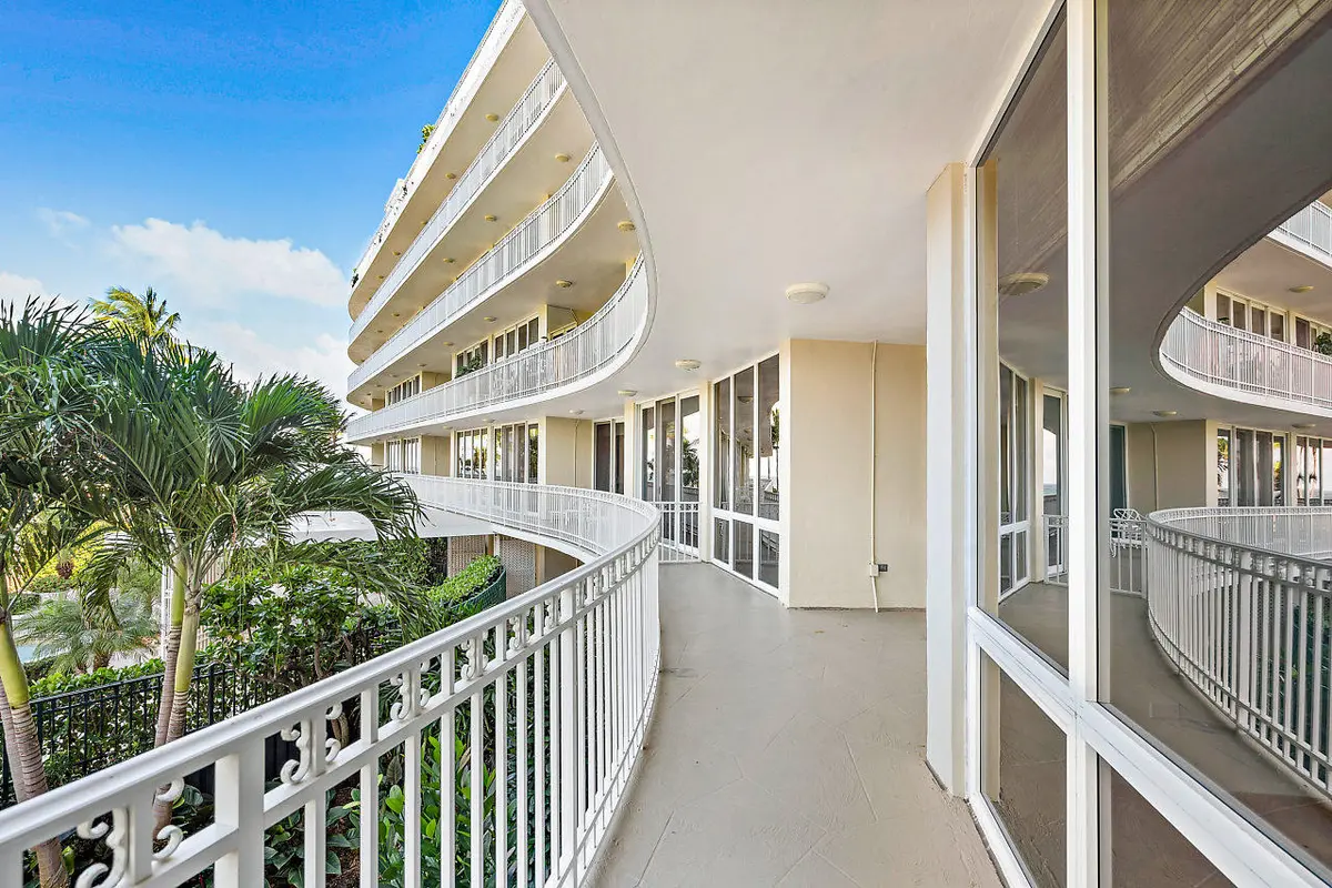 023-100RoyalPalmWay-PalmBeach-FL-small at 100 Royal Palm Way F2, Palm Beach