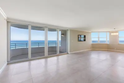 3407 S Ocean Boulevard 4a, Highland Beach – sold