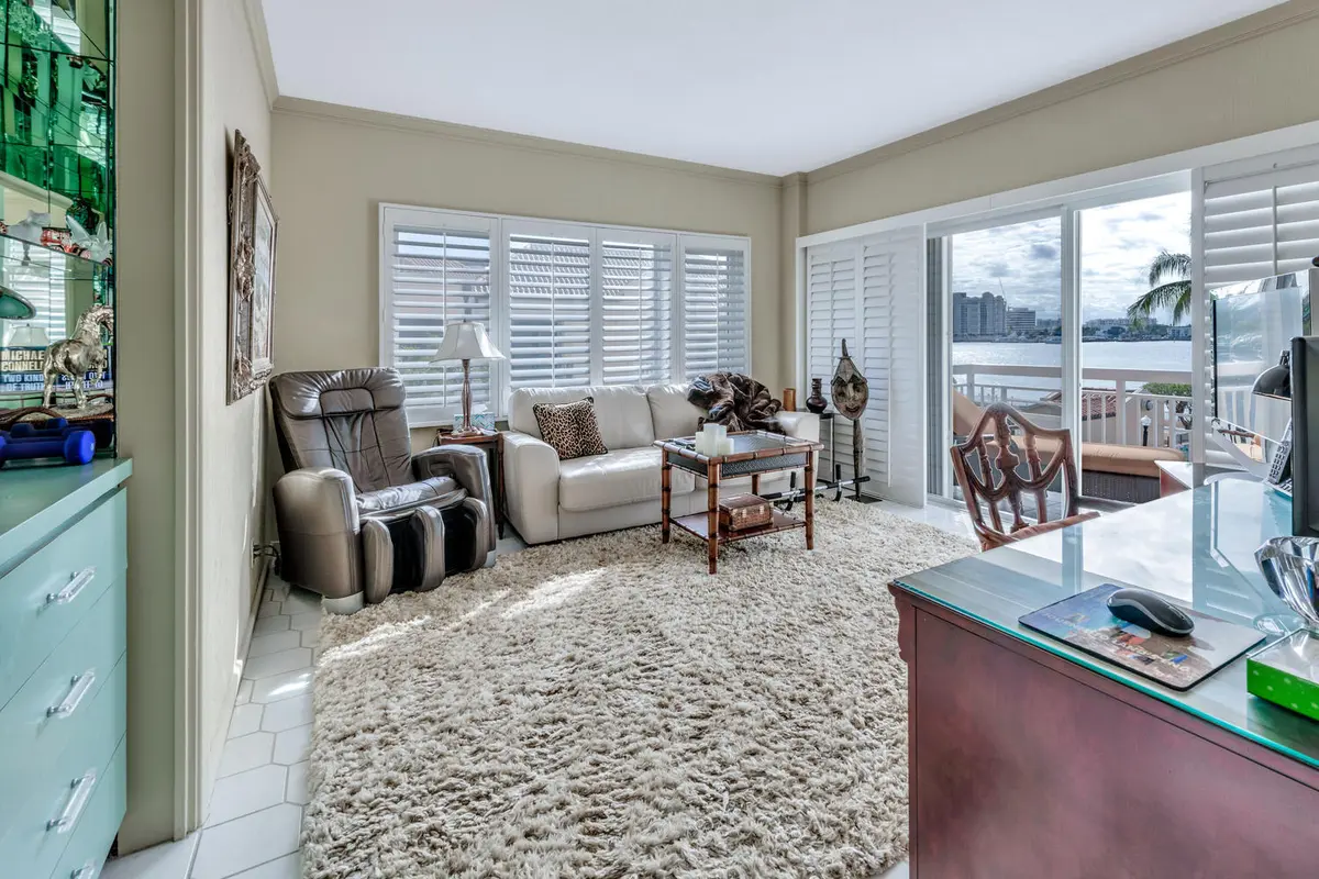 250 Bradley Pl Apt 308 Palm-large-002-2- at 250 Bradley Place 308, Palm Beach
