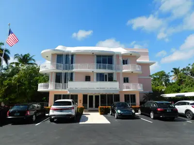 429 Australian Avenue 6, Palm Beach – sold