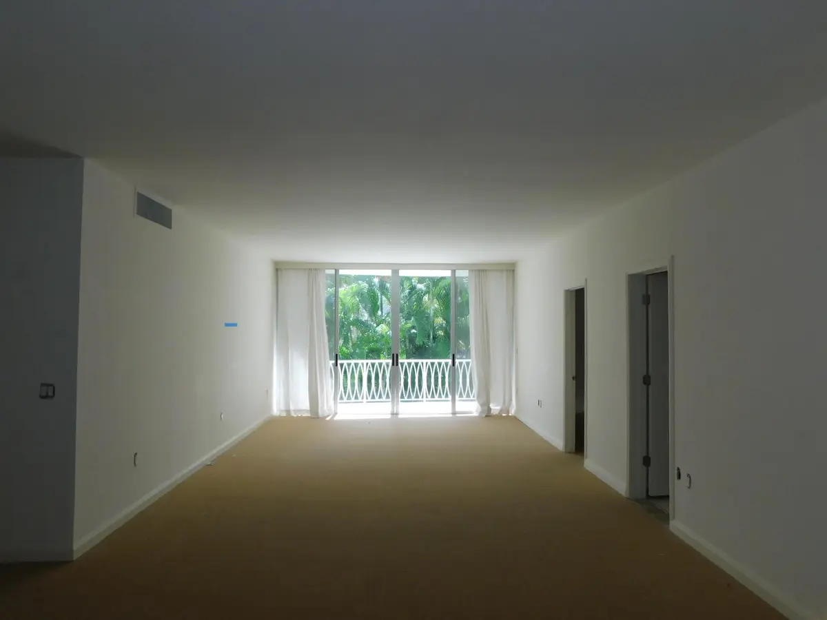 Living/Dinning at 429 Australian Avenue 6, Palm Beach