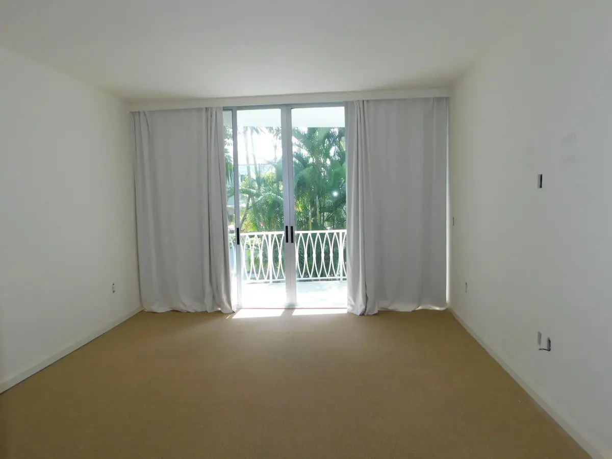 Master at 429 Australian Avenue 6, Palm Beach