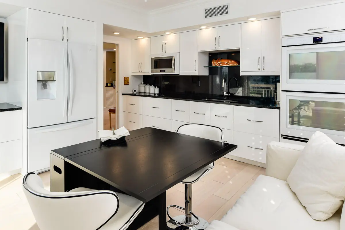250 Bradley Place #208 - MLS-6 at 250 Bradley Place 208, Palm Beach