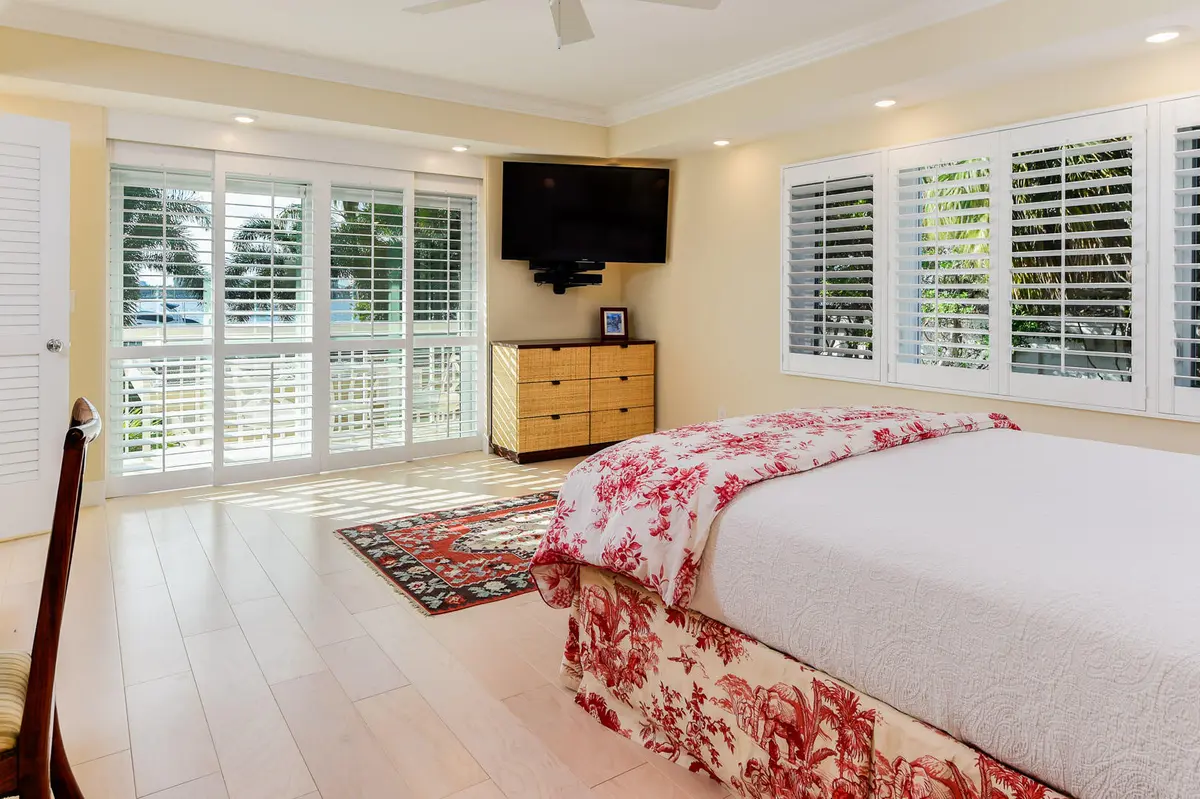 250 Bradley Place #208 - MLS-9 at 250 Bradley Place 208, Palm Beach