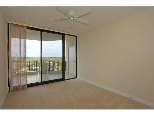 Vacant available to show at 800 Ocean Drive 903, Juno Beach