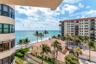 1155 Hillsboro Mile 609, Hillsboro Beach – sold