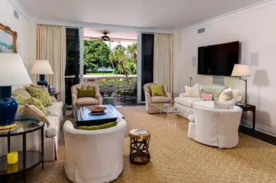 315 S Lake Drive 2f, Palm Beach – sold