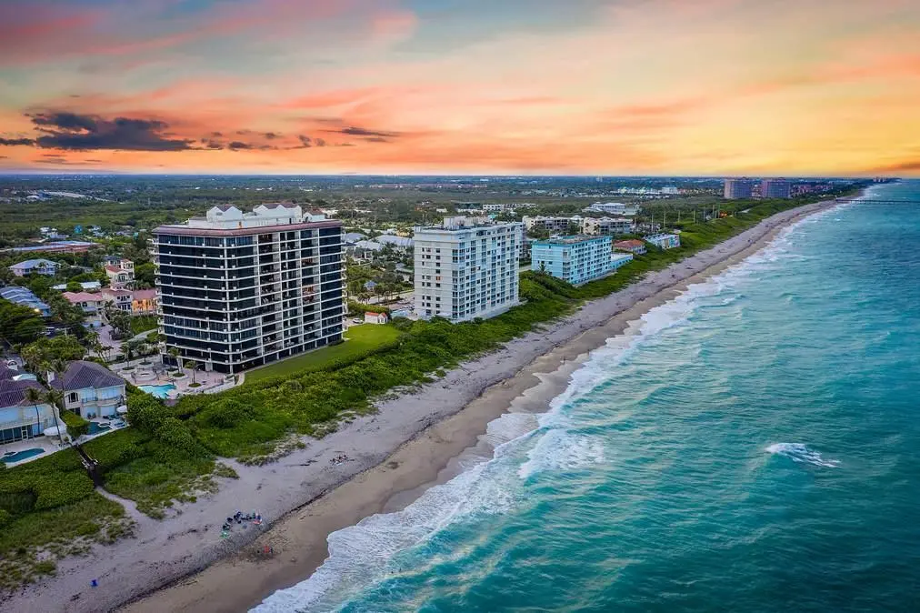 Direct ocean at 800 Ocean Drive 701, Juno Beach