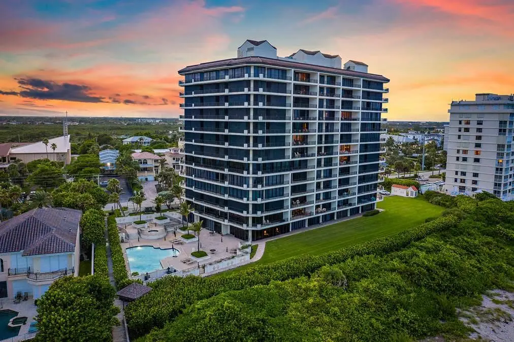 aerial at 800 Ocean Drive 701, Juno Beach