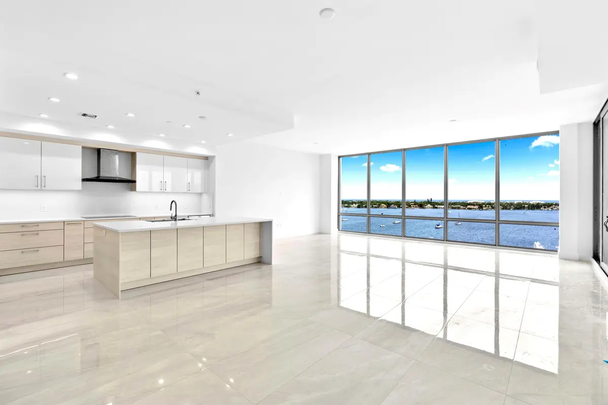 Encore Tower Sapphire Residence Euro Lig at 3 Water Club Way 902, North Palm Beach