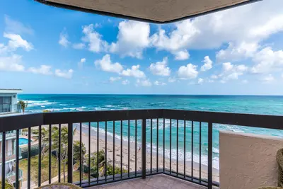 1155 Hillsboro Mile 606, Hillsboro Beach – sold