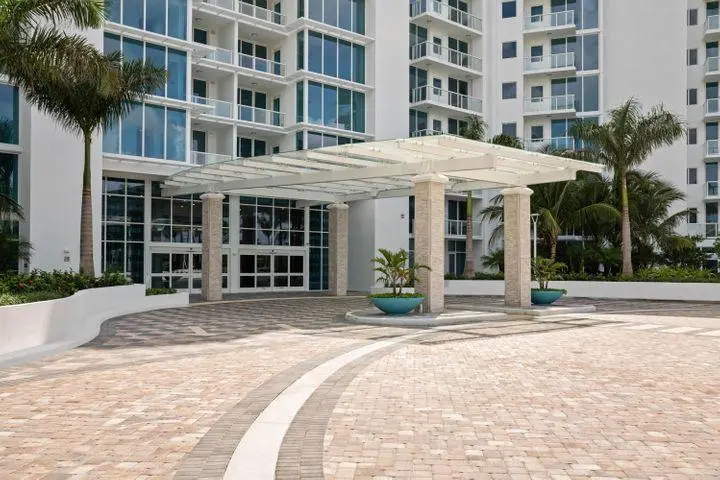 PORTE COCHERE at 20155 Boca West Drive C-606, Boca Raton