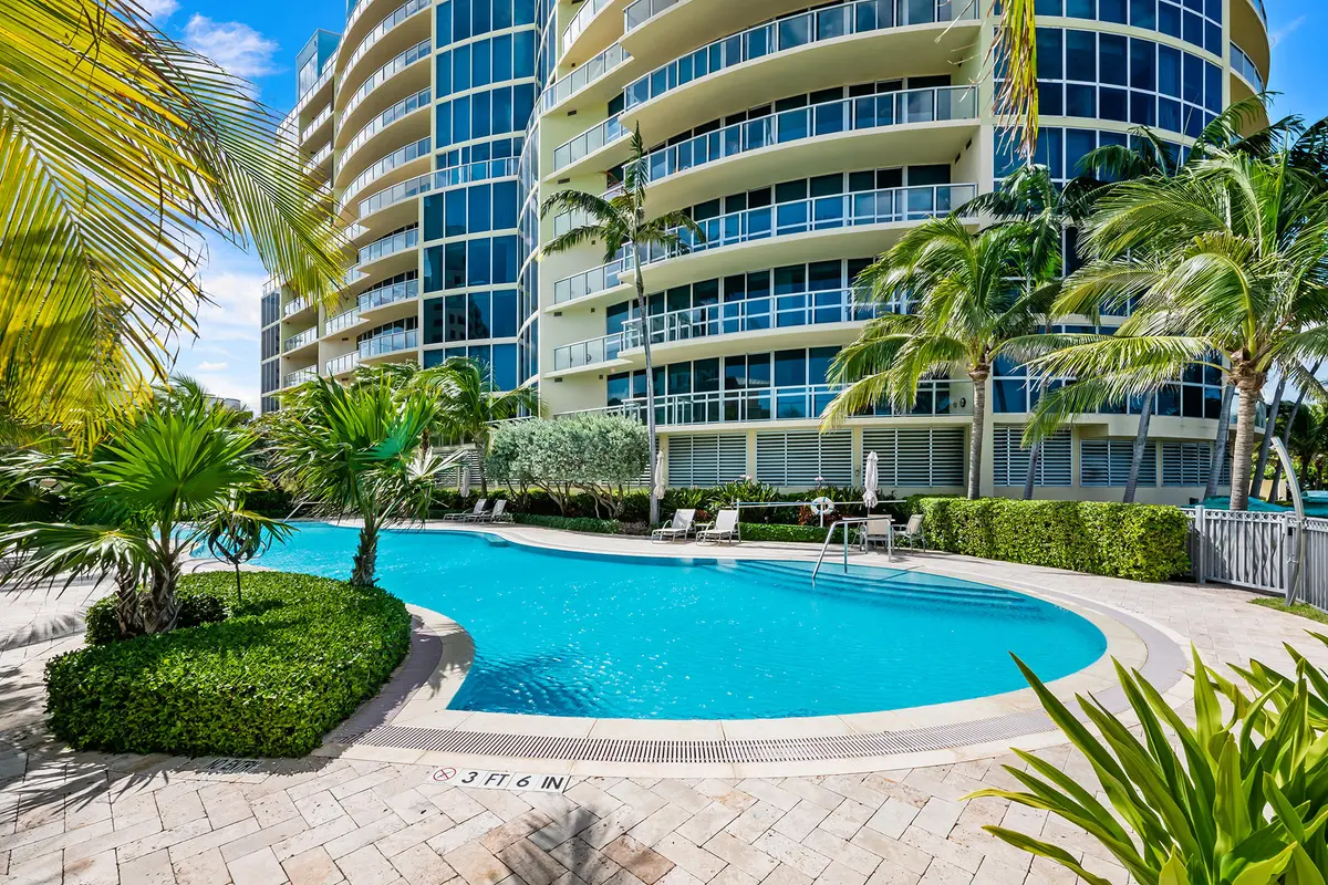 Pool deck at 1200 Holiday Drive 904, Fort Lauderdale