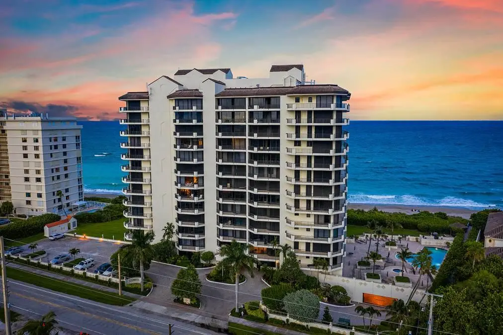 aerial at 800 Ocean Drive 701, Juno Beach