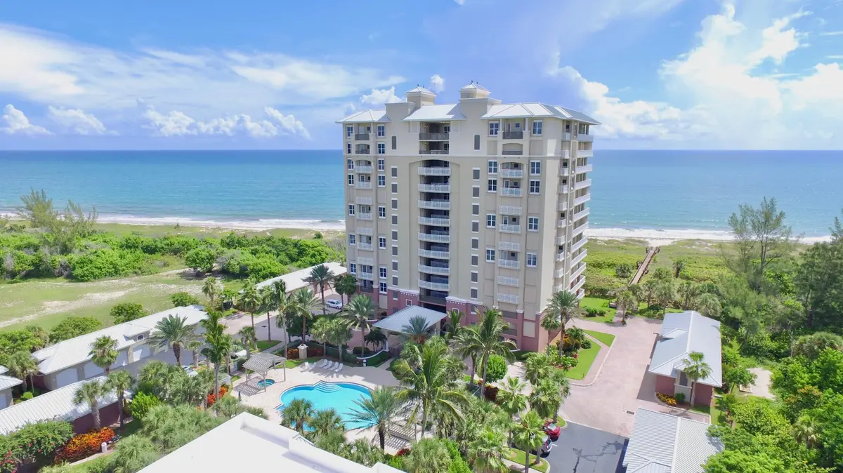 Grand Isle at 3702 N Highway A1a 704, Hutchinson Island