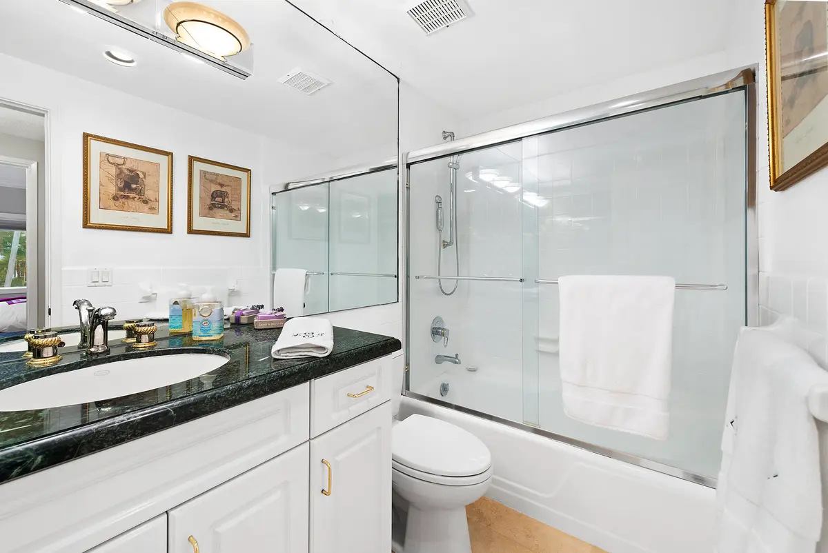 250 Bradley Place 210, Palm Beach, FL – photo 8