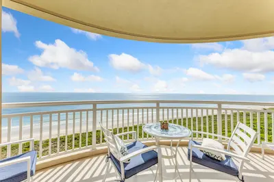 3702 N Highway A1a 1003, Hutchinson Island – sold