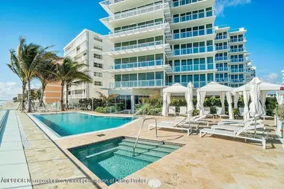 3550 S Ocean Boulevard 3b, South Palm Beach – sold