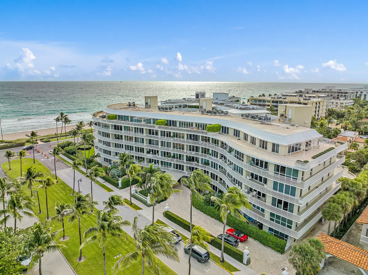 One Royal Palm Way-1__AERIAL at 100 Royal Palm Way B3, Palm Beach