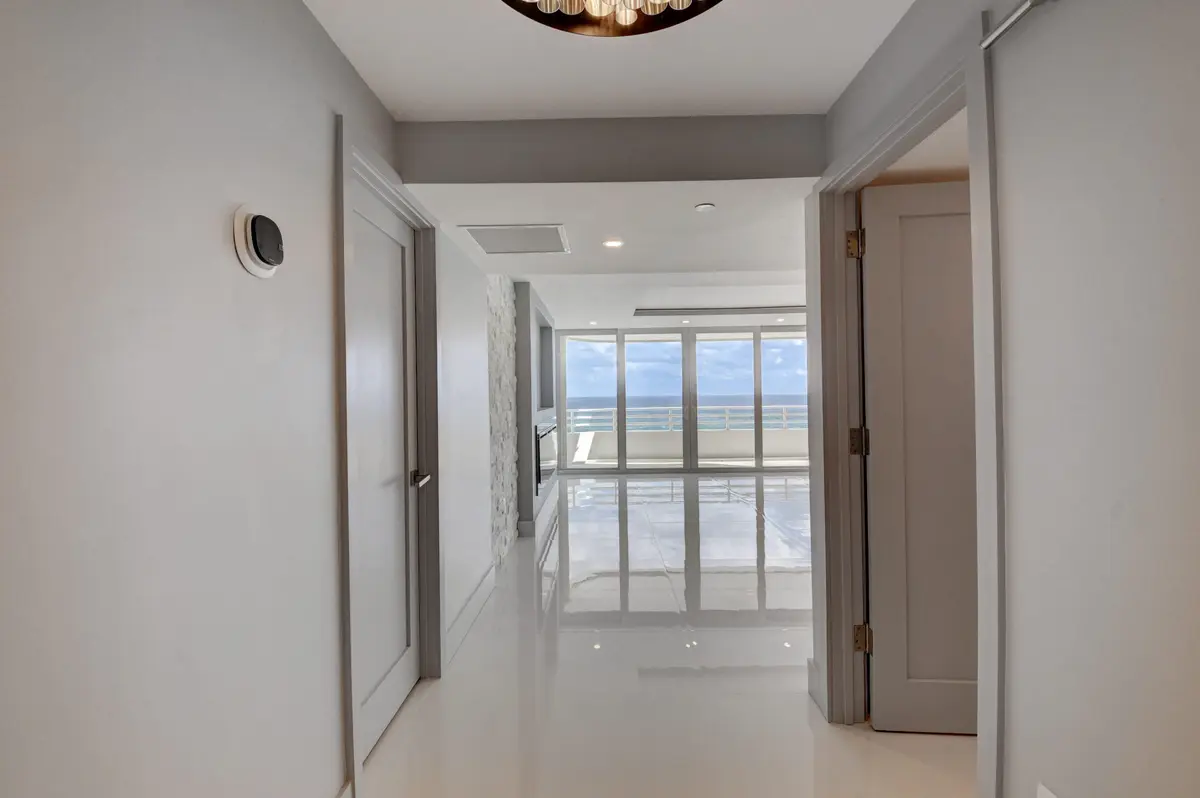 FOYER at 3407 S Ocean 8b Boulevard 8b, Highland Beach