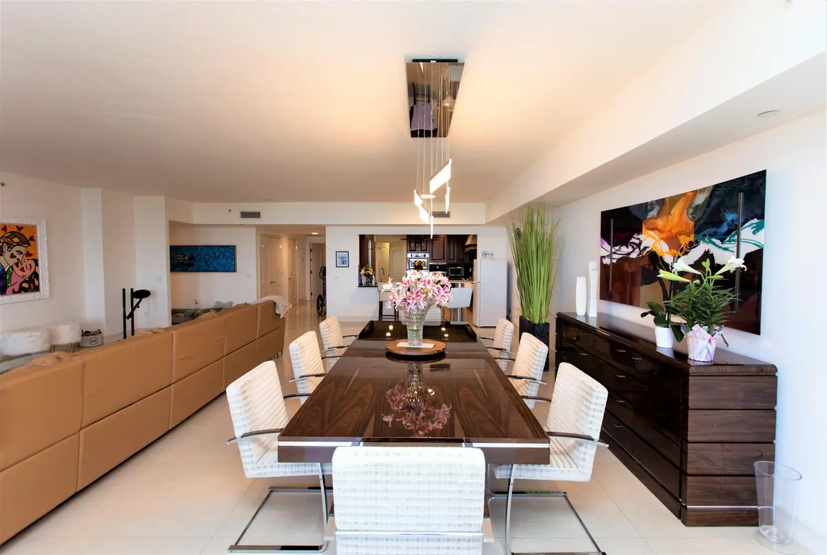 Dining Room at 3501 N Ocean Drive 7f, Hollywood