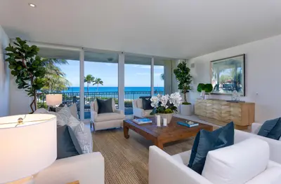 100 Royal Palm Way B3, Palm Beach – sold