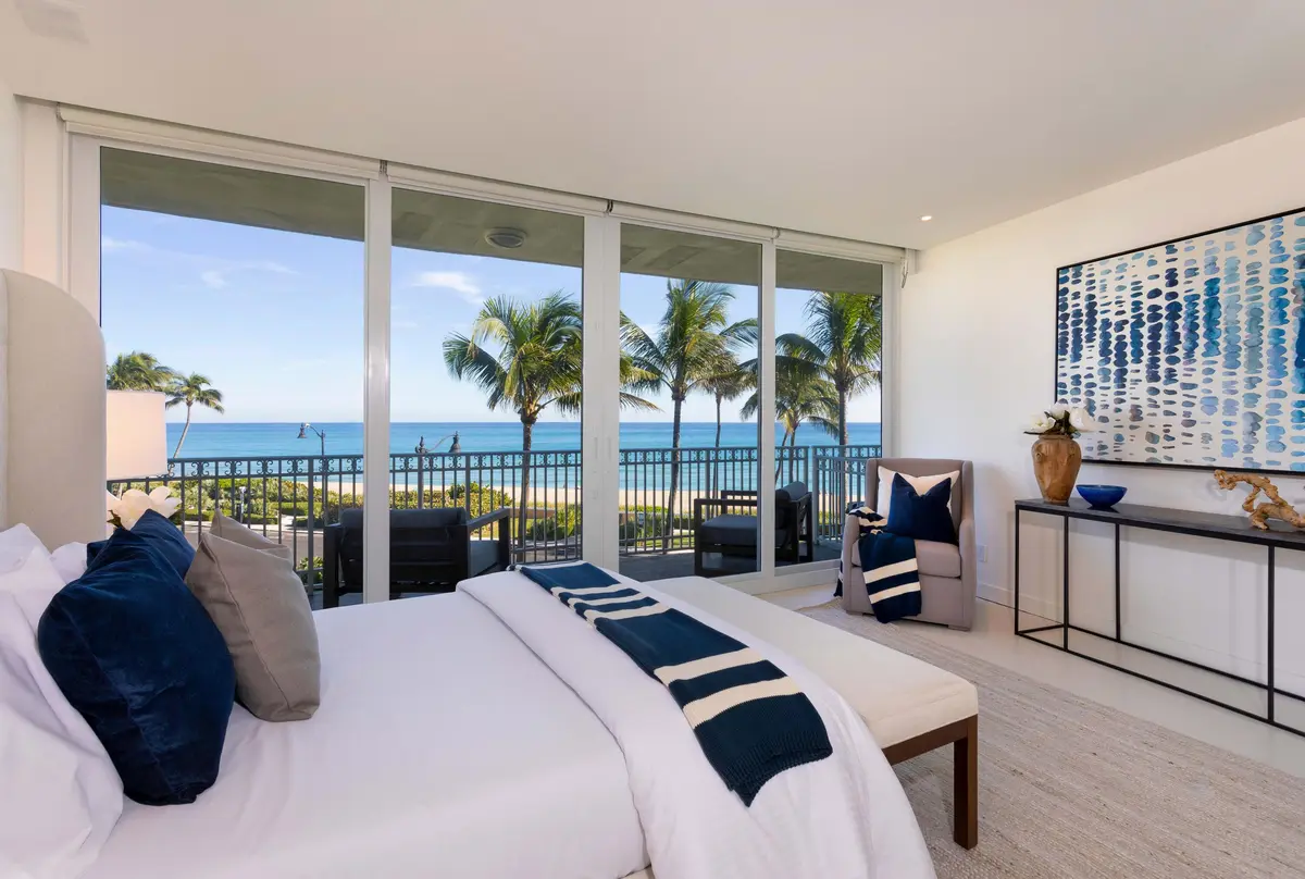 MASTER_BED at 100 Royal Palm Way B3, Palm Beach