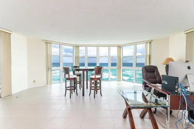 1155 Hillsboro Mile 507, Hillsboro Beach – sold